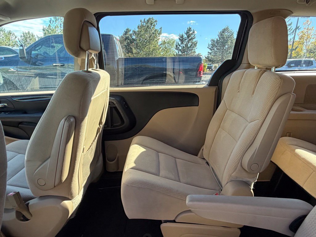 Used 2014 Dodge Grand Caravan SE w/ Quick Order Package 29E SE FWD image 20