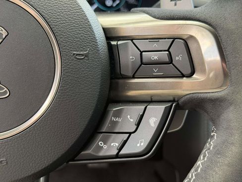 Used 2020 Ford Mustang Shelby GT500 w/ Technology Package image 53