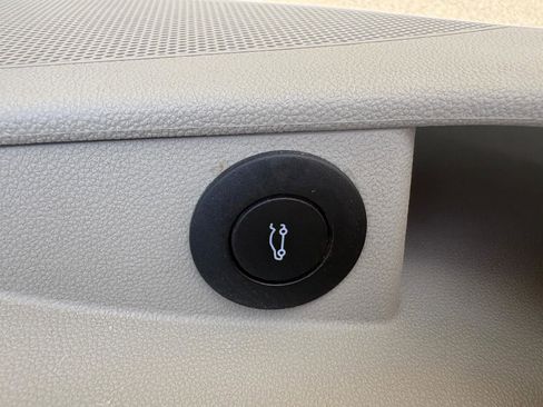 Used 2017 Buick LaCrosse Essence w/ Sights and Sounds Package image 17