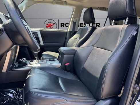 Used 2020 Toyota 4Runner Limited AWD/4WD image 10