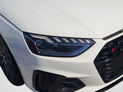Used 2023 Audi S4 Premium Plus image 16