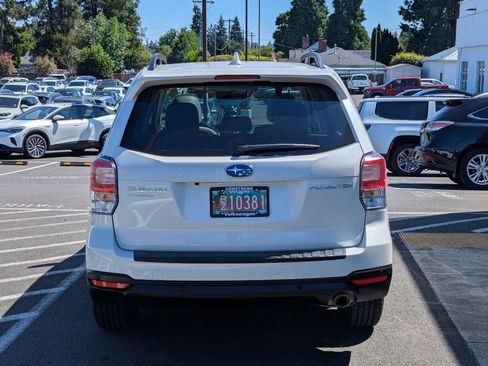 Used 2018 Subaru Forester 2.5i Limited AWD/4WD image 4