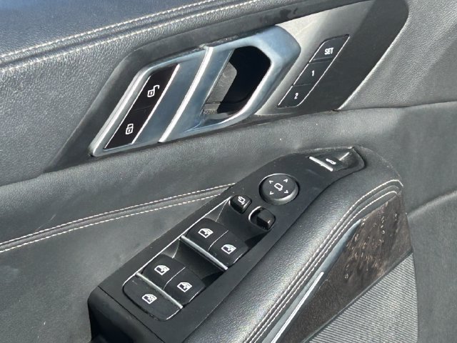 Used 2023 BMW X5 xDrive40i w/ Premium Package AWD/4WD image 28