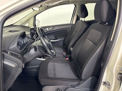 Used 2020 Ford EcoSport SE image 12