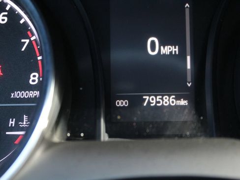 Used 2019 Toyota Camry LE FWD image 16