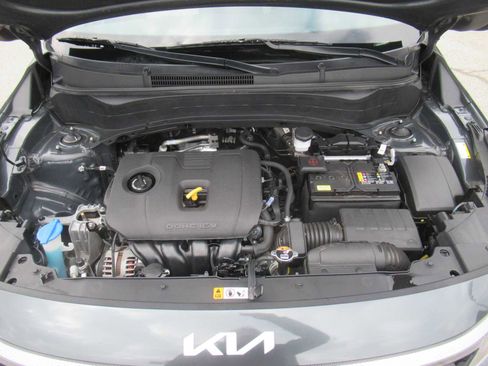 Used 2023 Kia Seltos EX image 10