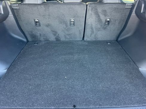 Certified 2025 Nissan Murano SV image 16