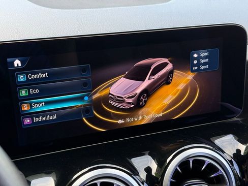 Used 2025 Mercedes-Benz GLA 250 image 5