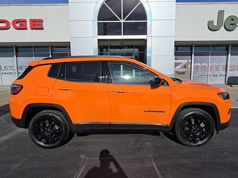 New 2026 Jeep Compass Latitude AWD/4WD image 9