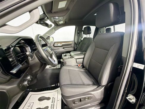 Used 2023 GMC Sierra 1500 Elevation image 18