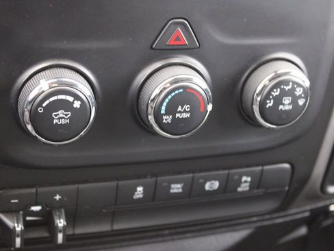 Used 2016 RAM 2500 Tradesman w/ Chrome Appearance Group image 38