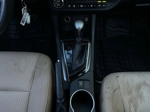 Used 2014 Toyota Corolla LE w/ Body Protection Package image 11