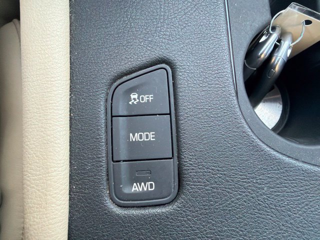Used 2017 Cadillac XT5 Luxury w/ Driver Awareness Package AWD/4WD image 14