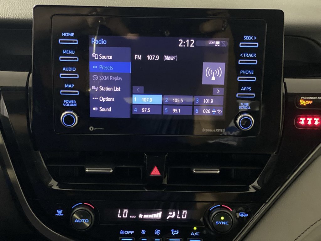 Used 2024 Toyota Camry SE w/ Convenience Package FWD image 18