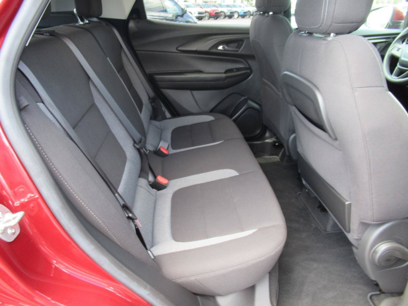 Certified 2024 Chevrolet TrailBlazer LT w/ Driver Confidence Package FWD image 33