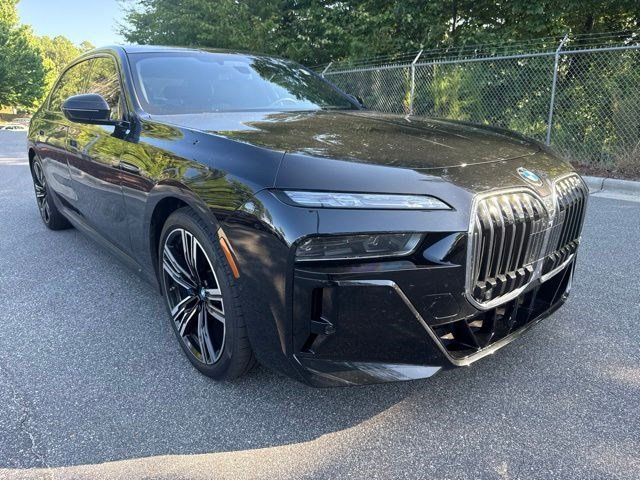 Certified 2024 BMW 760i xDrive w/ Executive Package AWD/4WD image 3