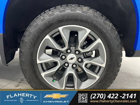 Used 2025 Chevrolet Silverado 1500 RST w/ RST All Star Premium Package AWD/4WD image 20