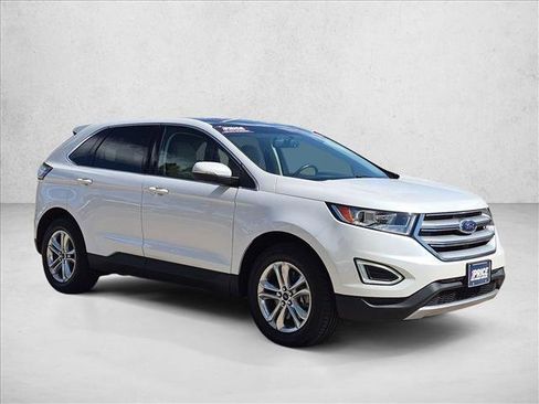 Used 2016 Ford Edge SEL w/ Equipment Group 201A AWD/4WD image 3
