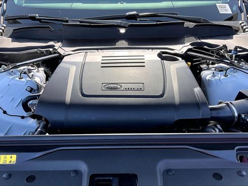 New 2026 Land Rover Discovery S AWD/4WD image 15