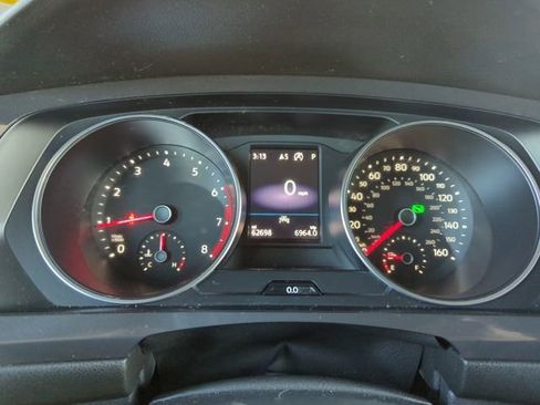 Used 2021 Volkswagen Tiguan SEL image 22