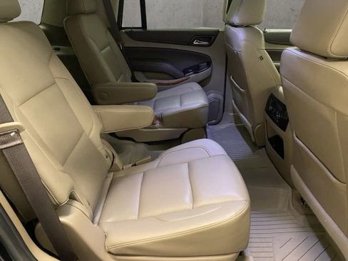 Used 2020 Chevrolet Tahoe Premier w/ Premier 6.2L Value Package image 25