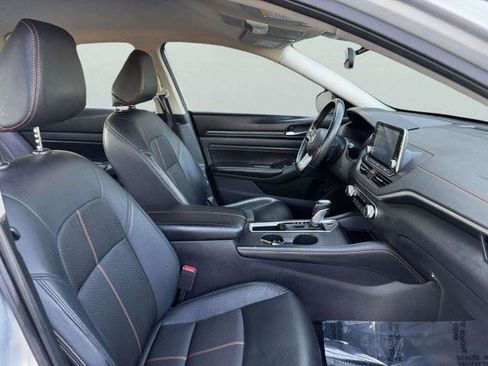 Used 2021 Nissan Altima 2.5 SR FWD image 45