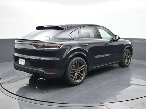 Certified 2021 Porsche Cayenne Coupe AWD/4WD image 22