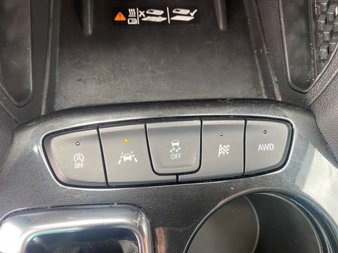 Used 2024 Chevrolet TrailBlazer RS w/ Convenience Package AWD/4WD image 18