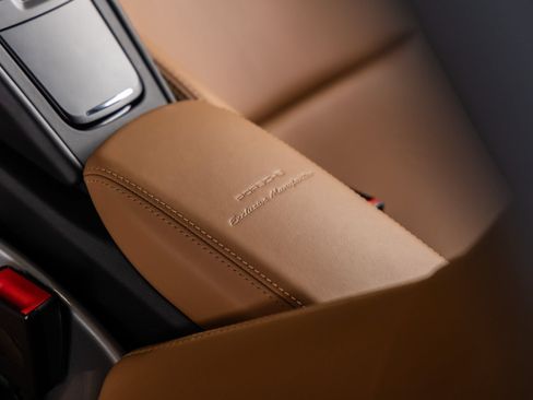 Used 2019 Porsche 911 Speedster RWD image 43