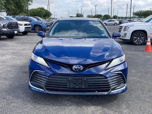 Used 2024 Toyota Camry XLE image 2