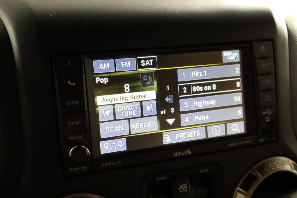 Used 2016 Jeep Wrangler Sahara AWD/4WD image 24