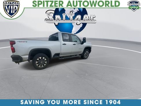 Used 2023 Chevrolet Silverado 2500 Custom w/ Custom Value Package AWD/4WD image 9