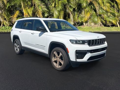 Used 2026 Jeep Grand Cherokee L Limited w/ Luxury Tech Group II RWD image 2