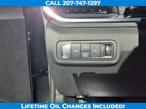 Used 2025 GMC Terrain Elevation image 12