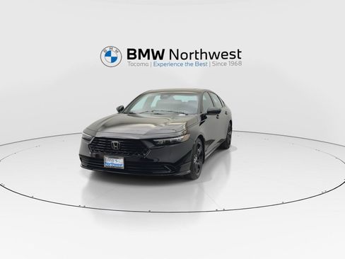 Used 2024 Honda Accord Sport image 8