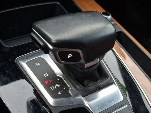 Used 2021 Audi Q5 2.0T Premium image 13