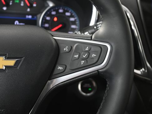 Used 2023 Chevrolet Equinox LT AWD/4WD image 36