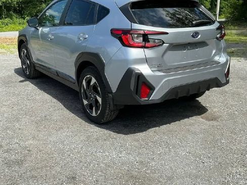 Used 2024 Subaru Crosstrek 2.5i Limited AWD/4WD image 3