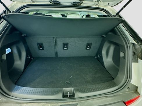 Used 2023 Chevrolet Bolt EUV LT w/ Driver Confidence Package image 30