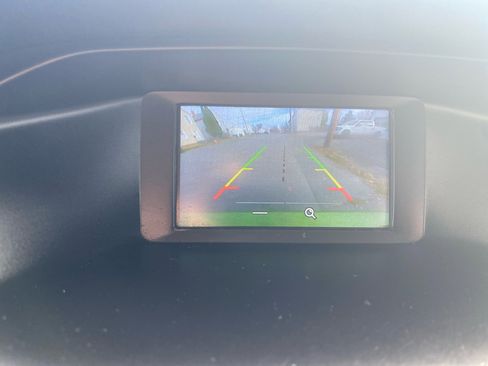 Used 2018 Ford Focus SE w/ Cold Weather Package image 13