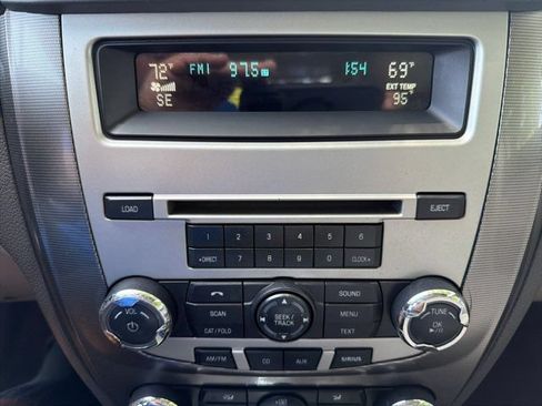 Used 2012 Ford Fusion SEL FWD image 17