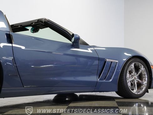 Used 2011 Chevrolet Corvette Grand Sport RWD image 29