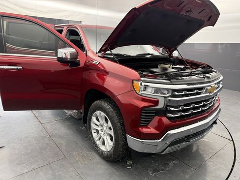 Used 2023 Chevrolet Silverado 1500 LTZ image 14