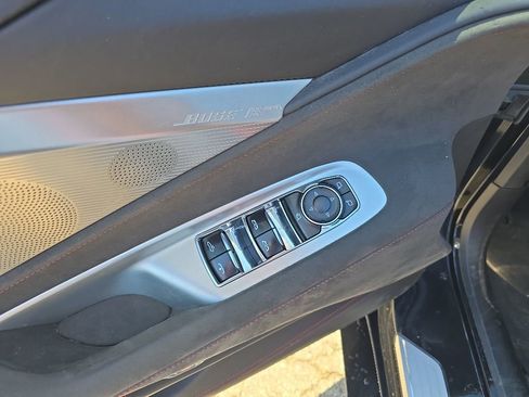 Used 2024 Chevrolet Corvette Stingray Premium Conv w/ Z51 Performance Package RWD image 7