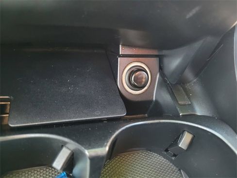 Used 2020 Mercedes-Benz C 300 Sedan image 26