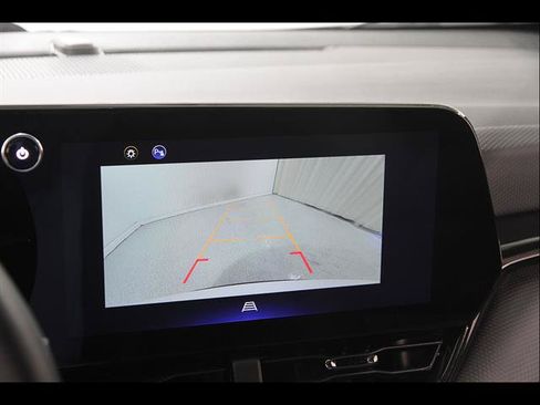 Used 2025 Chevrolet Equinox RS w/ Convenience Package III FWD image 14