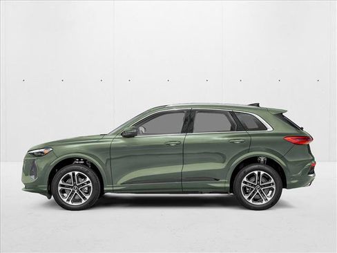 New 2026 Audi Q5 Prestige AWD/4WD image 3