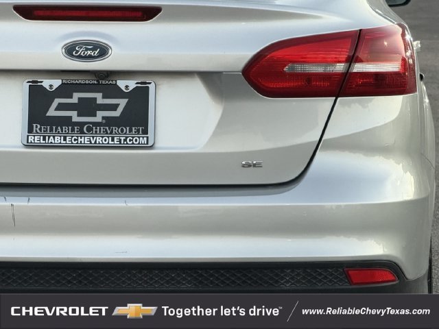 Used 2017 Ford Focus SE FWD image 6