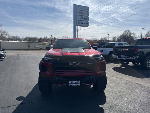 Used 2023 Chevrolet Colorado ZR2 image 2