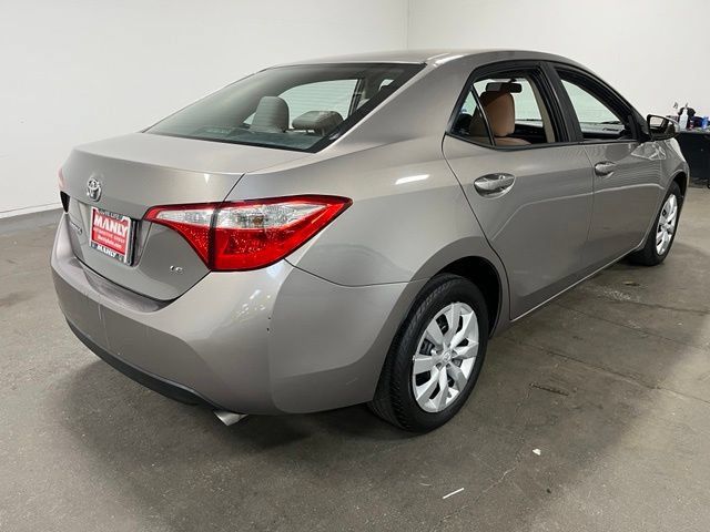 Used 2015 Toyota Corolla LE FWD image 3